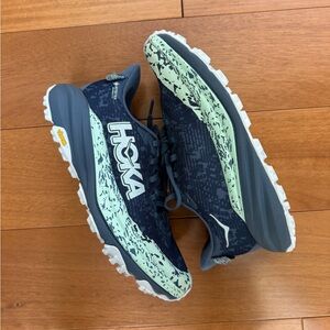 Hoka Woman Speedgoat 6 GTX Trail Run - Size 7B